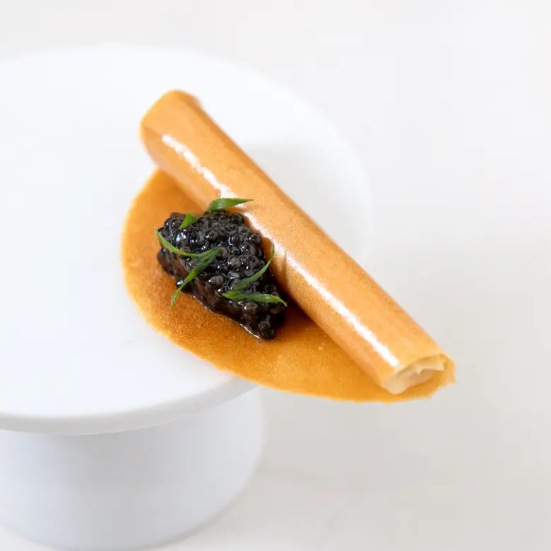 creation thumb for Potato chip with vanilla and caviar