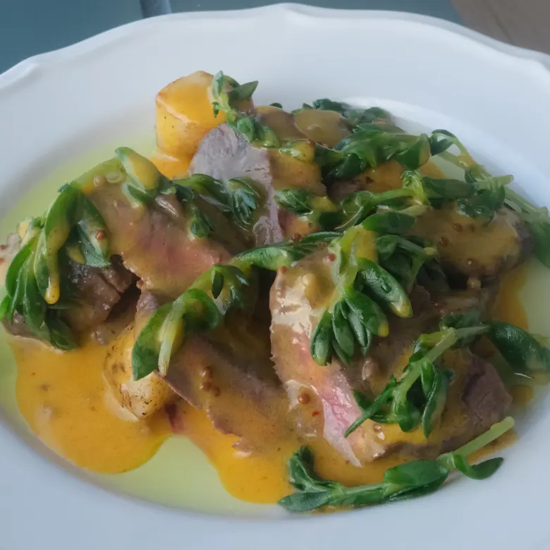 creation thumb for Steak salad with potatoes and dol-namul
