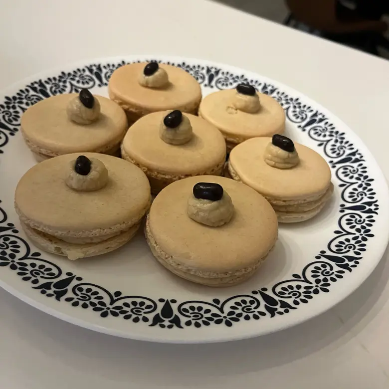 creation thumb for Espresso Macarons with Espresso Buttercream