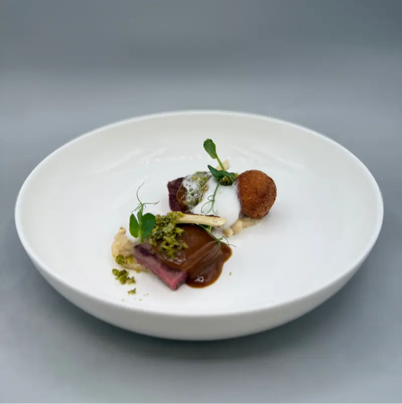 creation thumb for Agnello, salsa al barolo, sedano e schuma alle mele