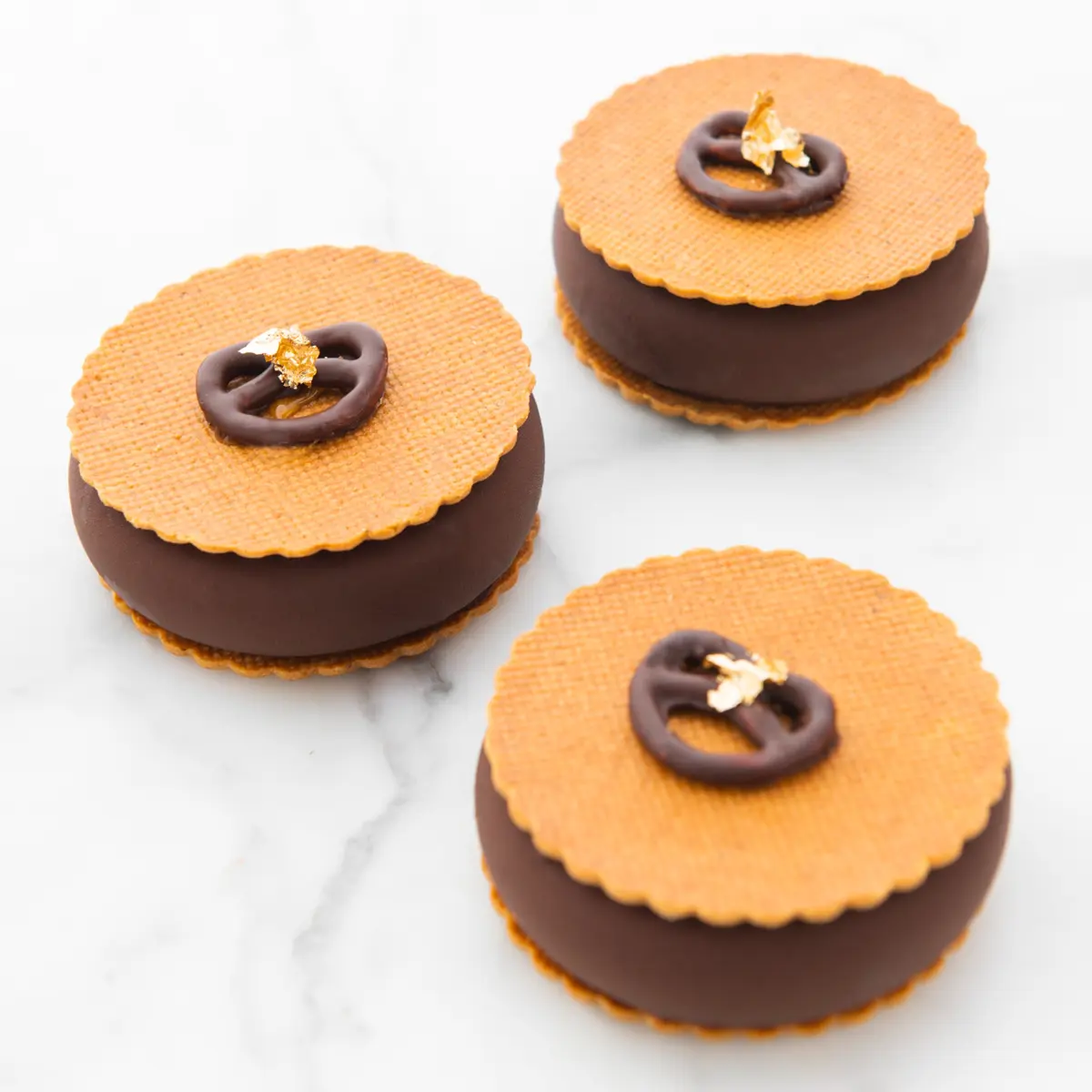 creation thumb for Pretzel, Chocolate & Banana Individual Desserts