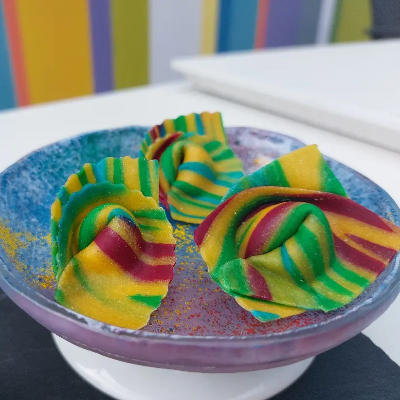 creation thumb for Multi color tortelli 🥟