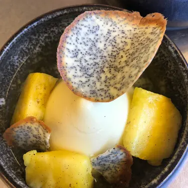 creation thumb for white chocolate panna cotta