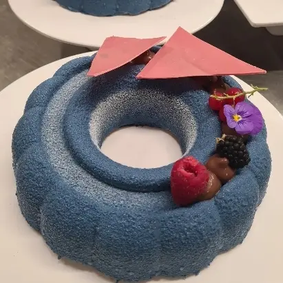 creation thumb for Blue cake