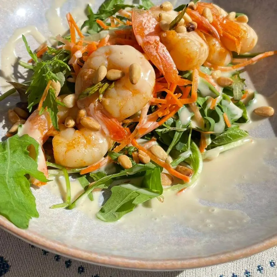creation thumb for Fried Shrimp with Leaf Salad and Truffle Mayonnaise