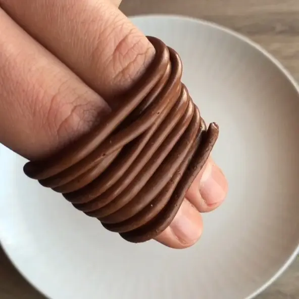 creation thumb for Flexible Chocolate Spaghetti