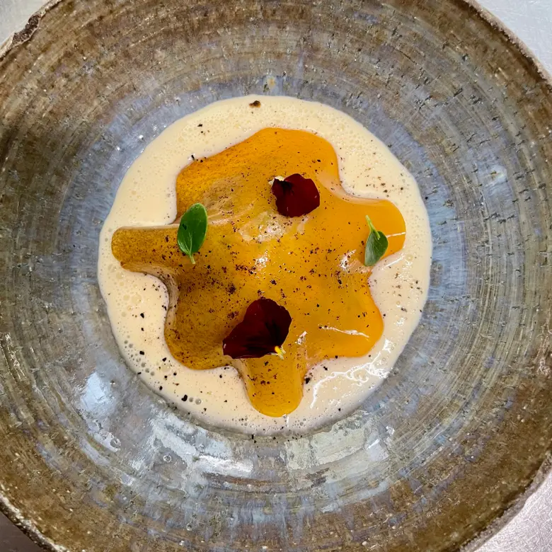 creation thumb for Veal / satay / grapefruit / asparagus