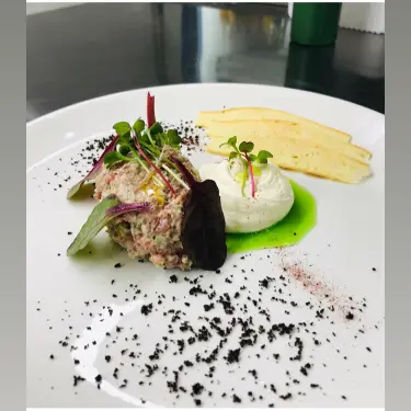 creation thumb for Rindfleisch-Tartar, Parmigiana