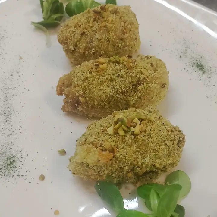 creation thumb for Fresh Grouper Involtini with Pistachio and Caciocavallo 🐟