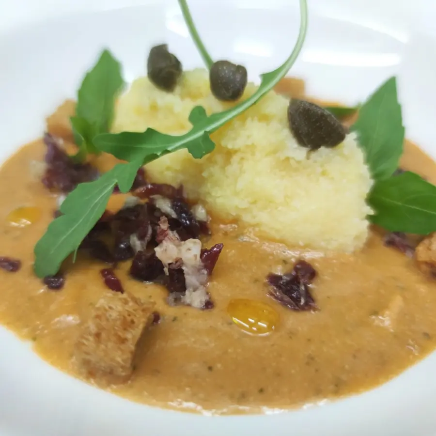 creation thumb for Salmorejo de albahaca y polenta