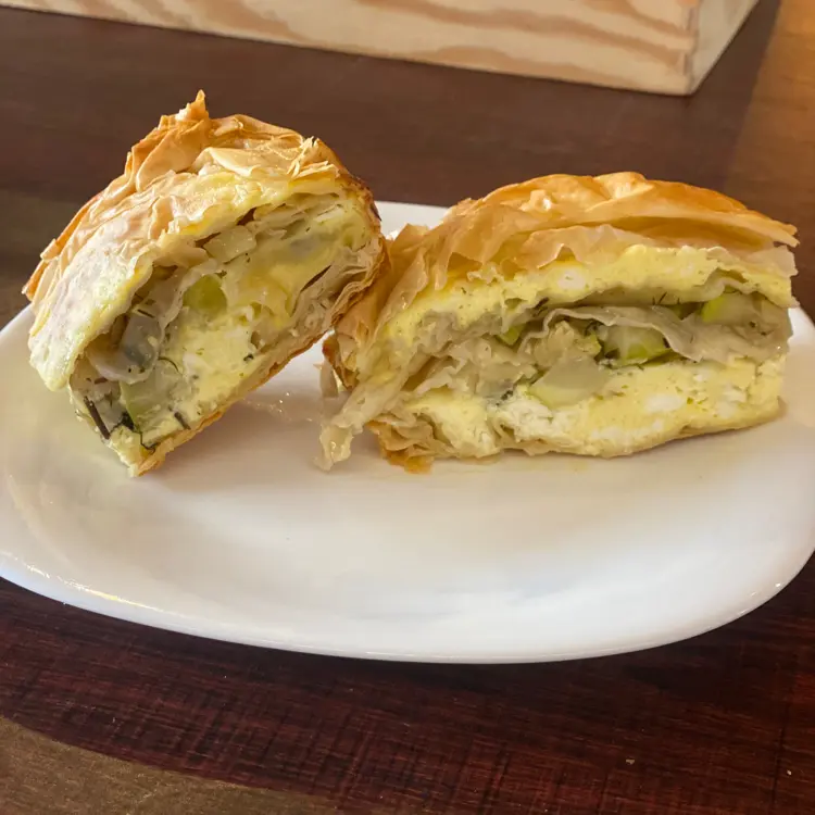 creation thumb for Cheese pie , eggs , zucchini and philadelphia