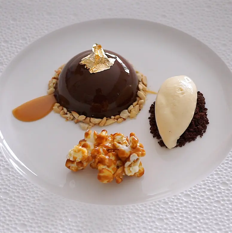 creation thumb for Chocolate, Peanut & Popcorn Dessert
