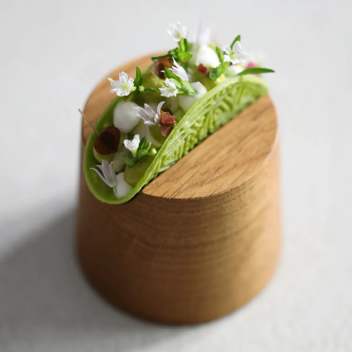 creation thumb for Tuile à tacos aux feuilles de figuier