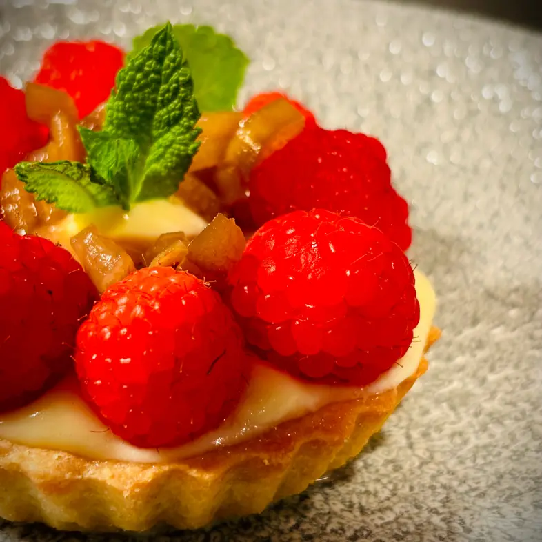 creation thumb for Chantilly cream tartlet, marinated rhubarb and raspberries