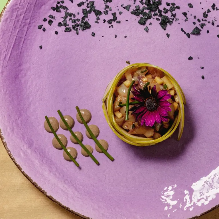 creation thumb for Tartare of bocinegro, apple marinated in fish citronette