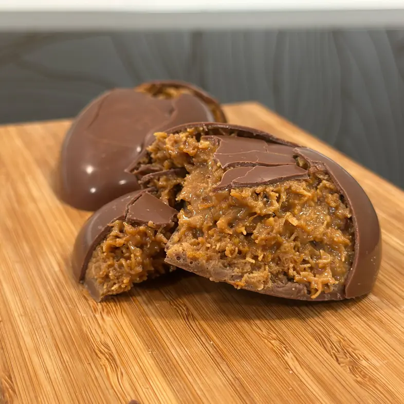 creation thumb for Dubai Hazelnut and Saffron Chocolate Bar