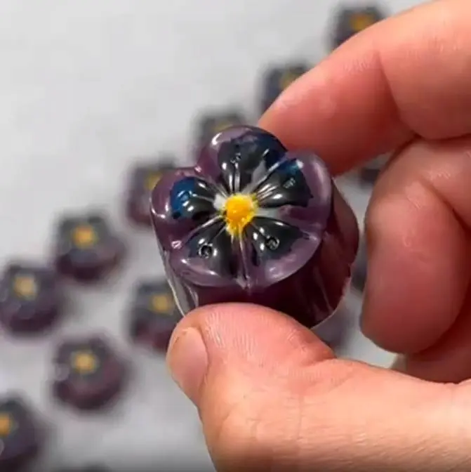 creation thumb for White Chocolate & Violet Bonbons