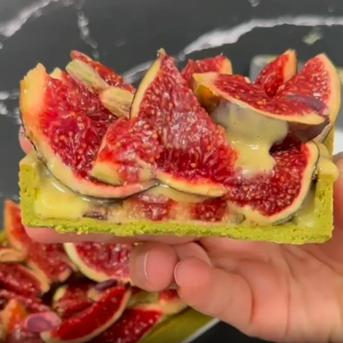 creation thumb for Fig, matcha and pistachio tart