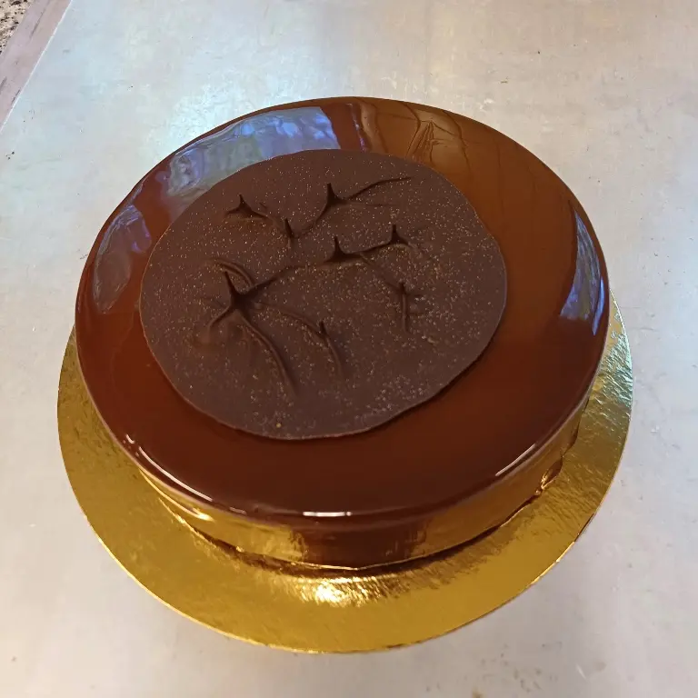 creation thumb for Chocolate Mirror Glaze