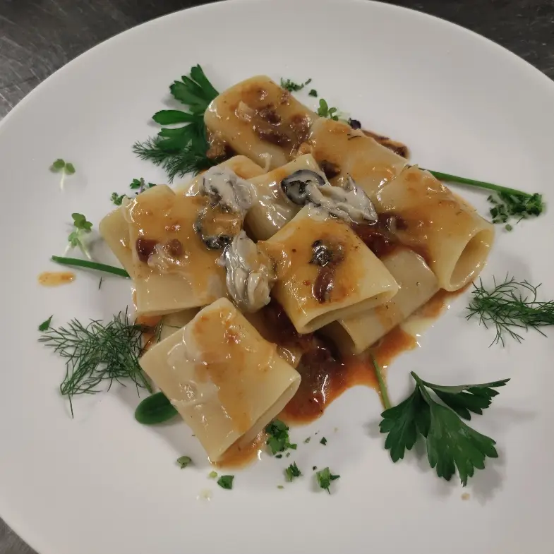 creation thumb for Paccheri beurre Blanc Austern und Seeigel