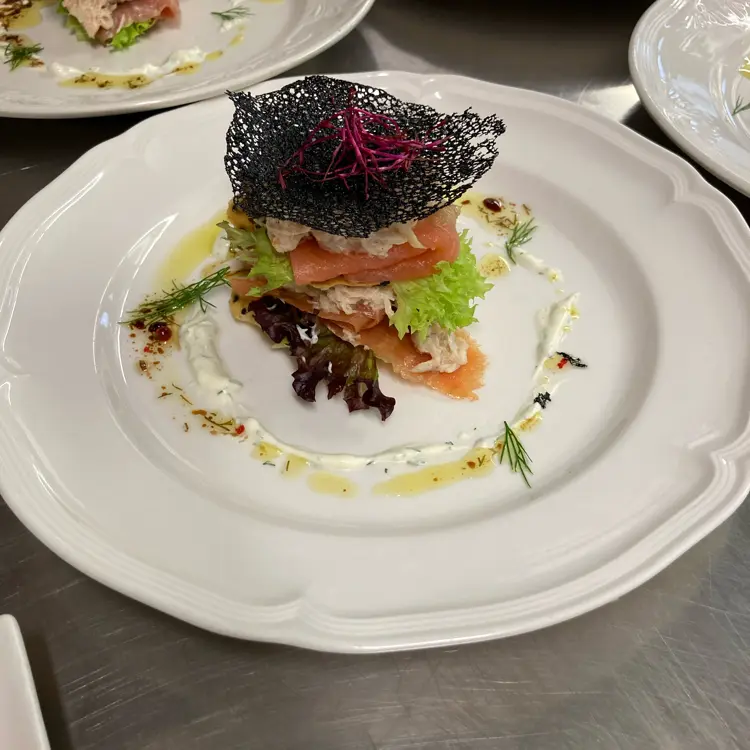 creation thumb for Millefeuille with smoked salmon and crab meat