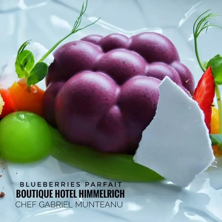 creation thumb for Blueberries parfait