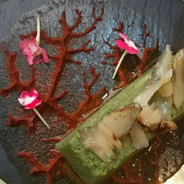 creation thumb for Pericana with capellán and spinach
