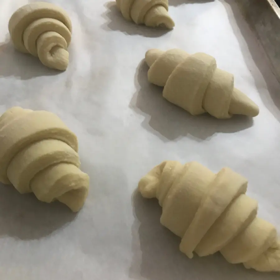creation thumb for Croissant con masa madre
