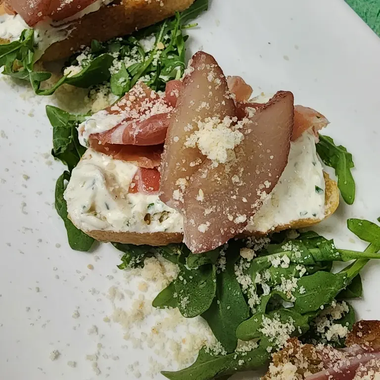 creation thumb for Pear Prosciutto Crostini