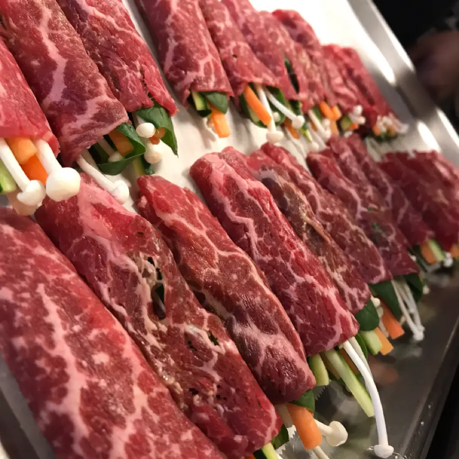 creation thumb for Black angus roll