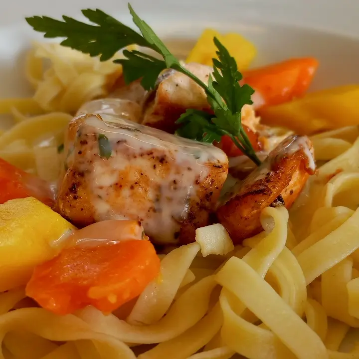 creation thumb for Salmon|Pasta|Carrot