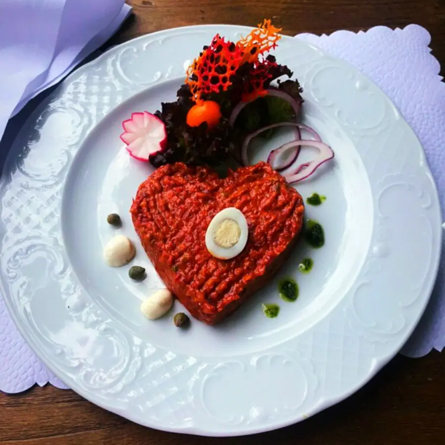 creation thumb for Tartar mit viel Schnickschnack