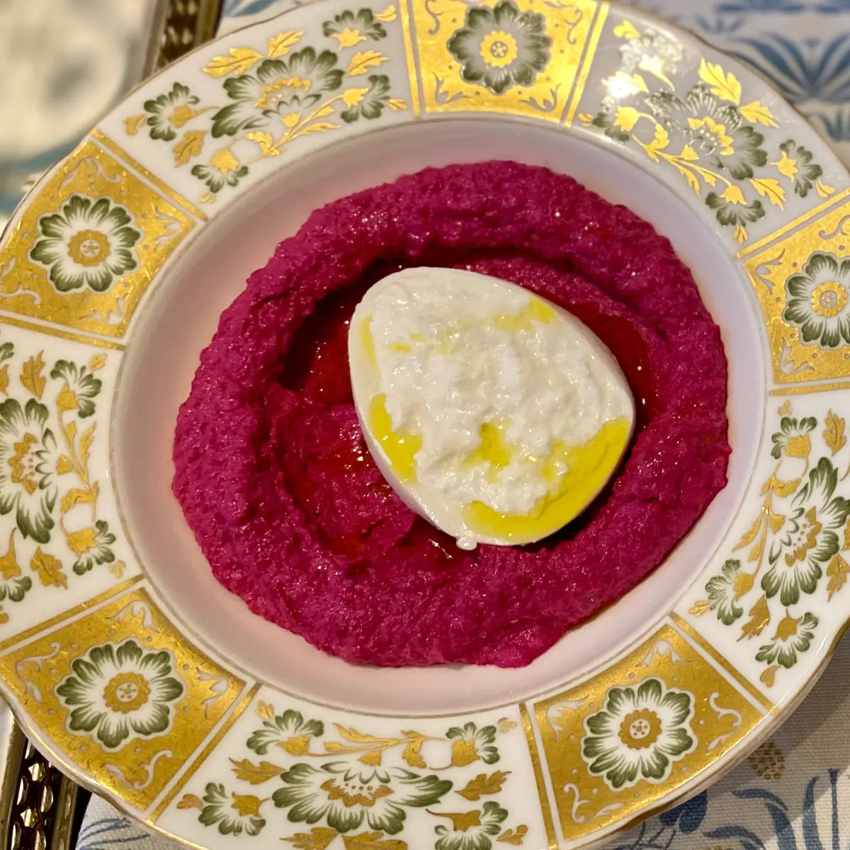 creation thumb for Beetroot hummus with burratina