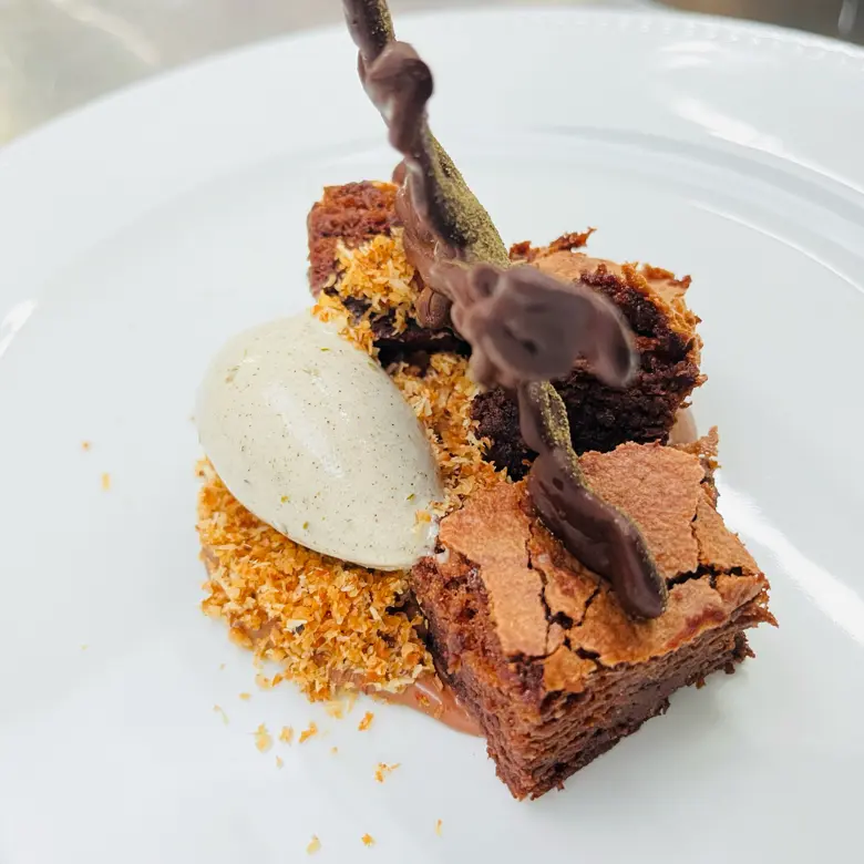 creation thumb for Chocolate cake and lemon and seaweed sorbet