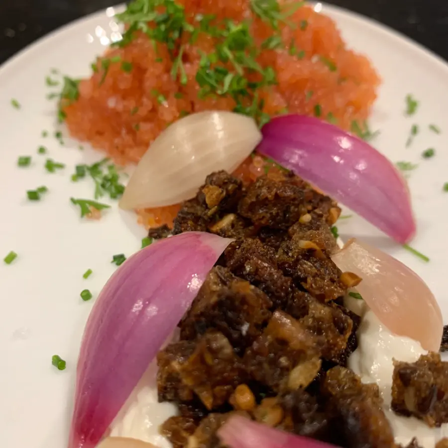 creation thumb for Lumpfish roe, rye bread, onion and yoghurt