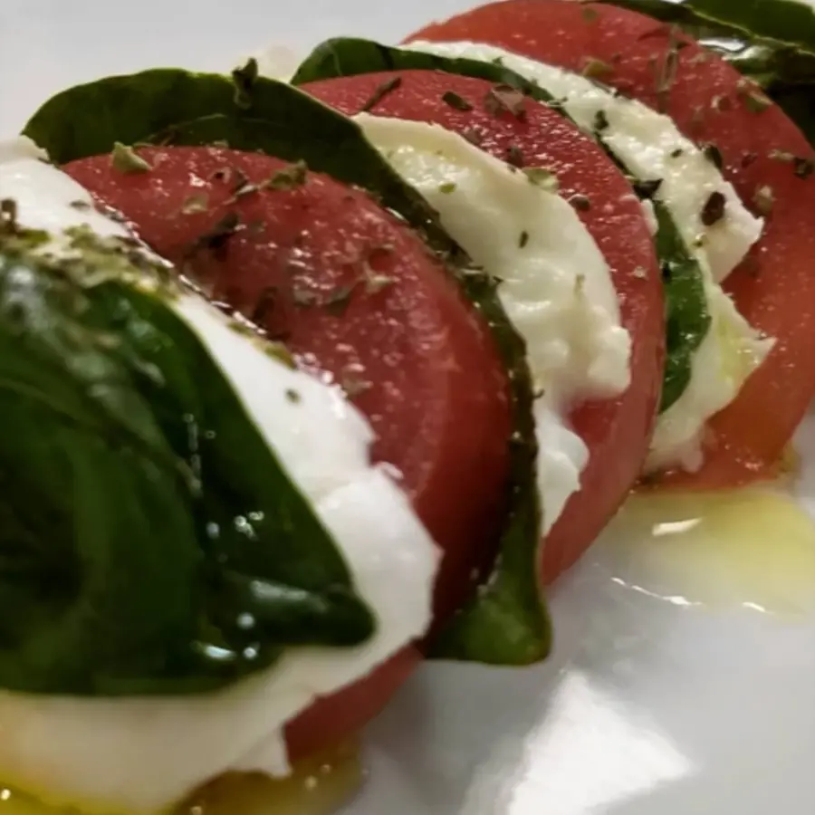 creation thumb for Ensalada capresse