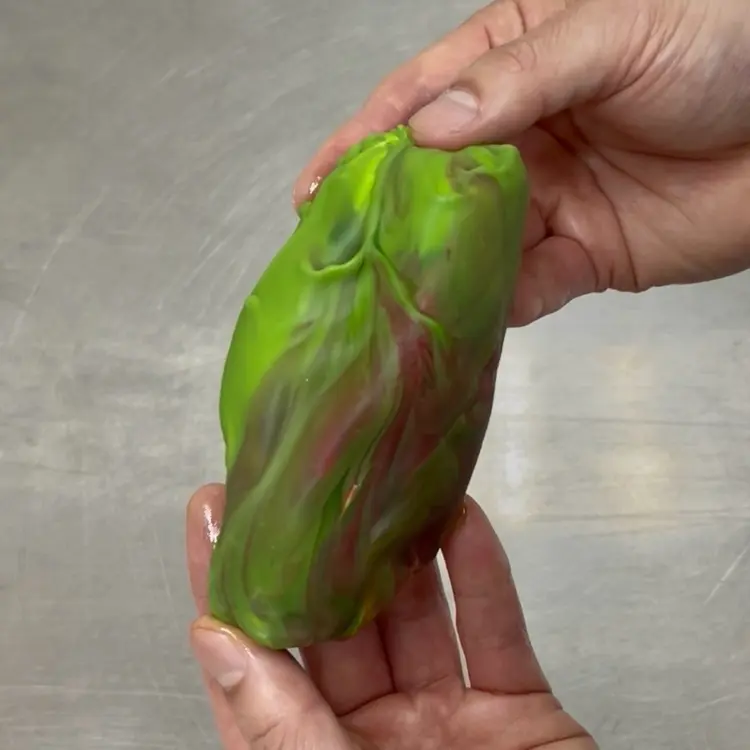 creation thumb for Pistachio financier cake