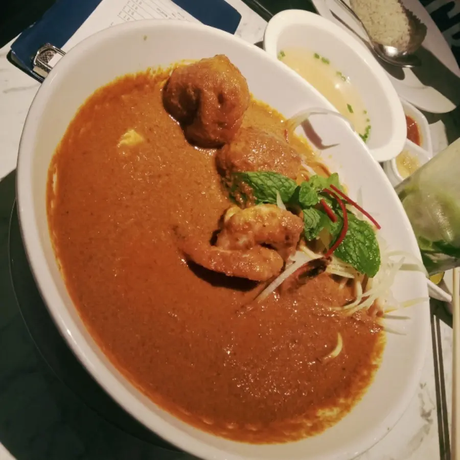 creation thumb for Curry Noodles Soup