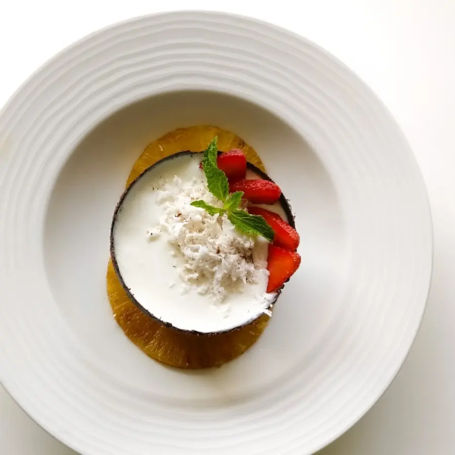creation thumb for Coconut shell (dessert )