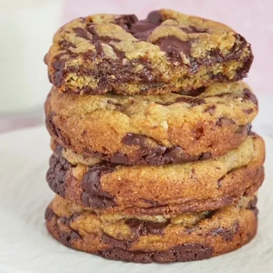 creation thumb for Hazelnut & Chocolate Cookies