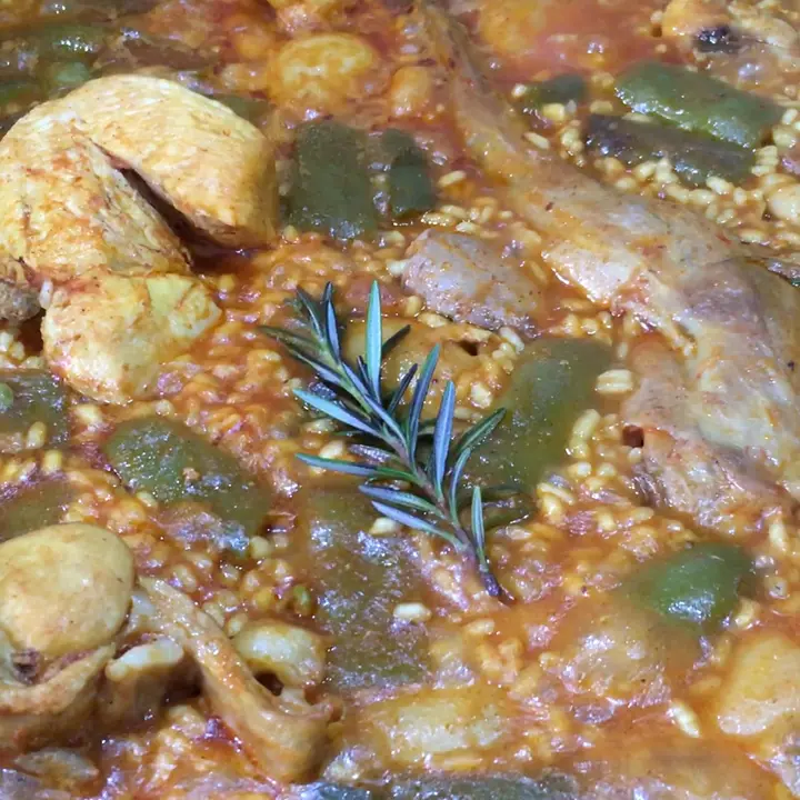 creation thumb for Paella Valenciana