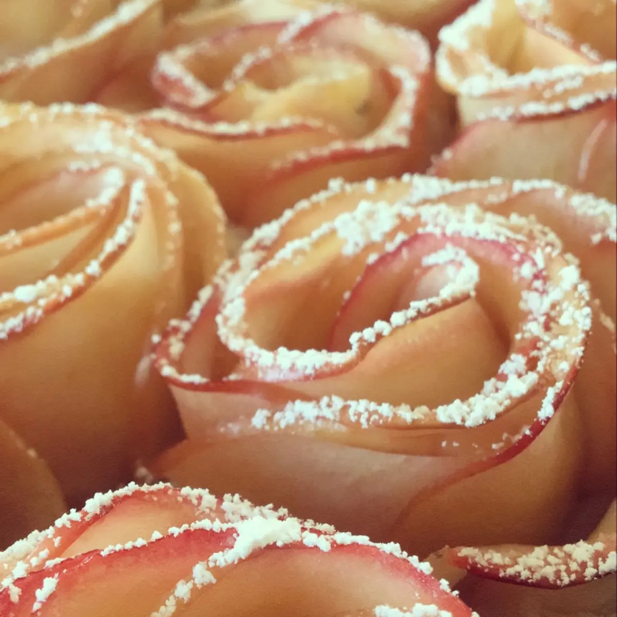 creation thumb for Apple roses