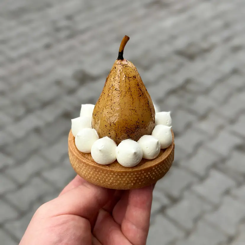 creation thumb for Spicy pear pie