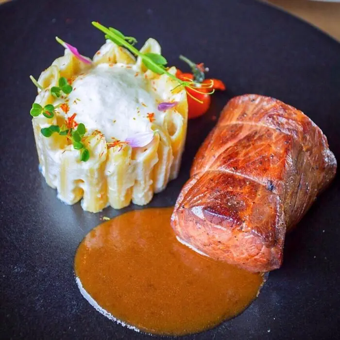 creation thumb for Veal with penne and foie gras sauce