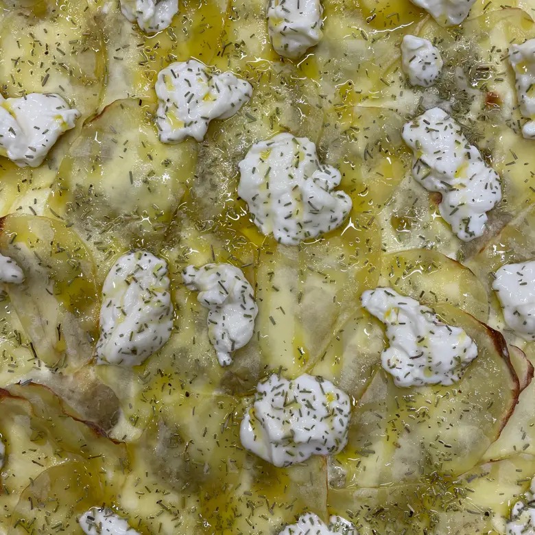 creation thumb for Potatoes Roman Pizza Style 🥔🍕