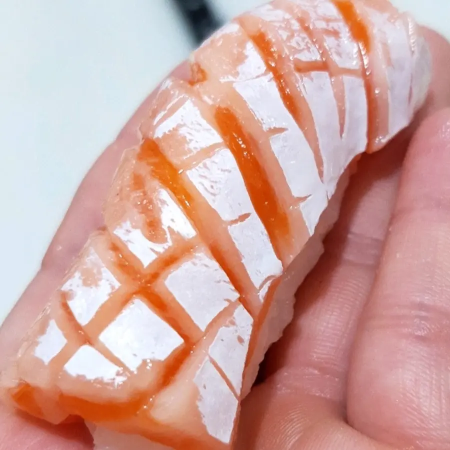 creation thumb for Nigiri de barriga de salmão.