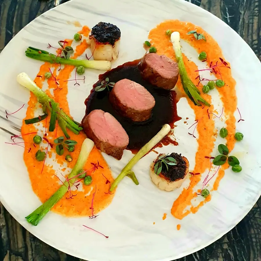 creation thumb for Pork tenderloin with coffee crusted scallops