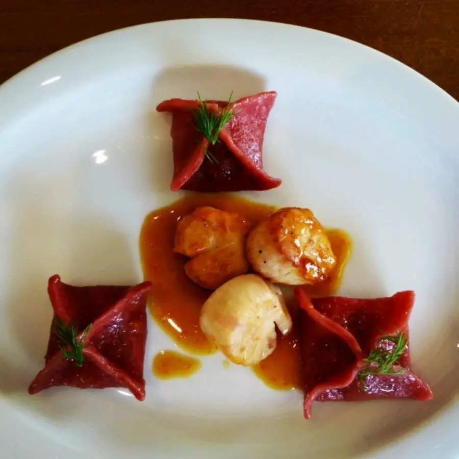 creation thumb for Scallops, beetroot, dill, orange