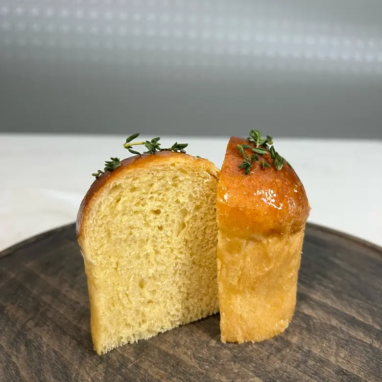 creation thumb for Brioche with thyme and maple syrup