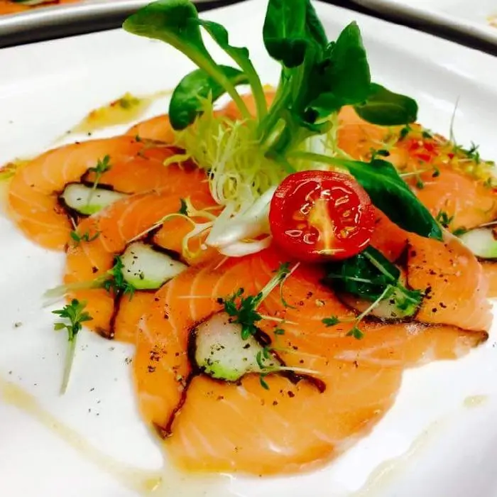 creation thumb for Lachs Seeteufelcarpaccio mit Paprika relish